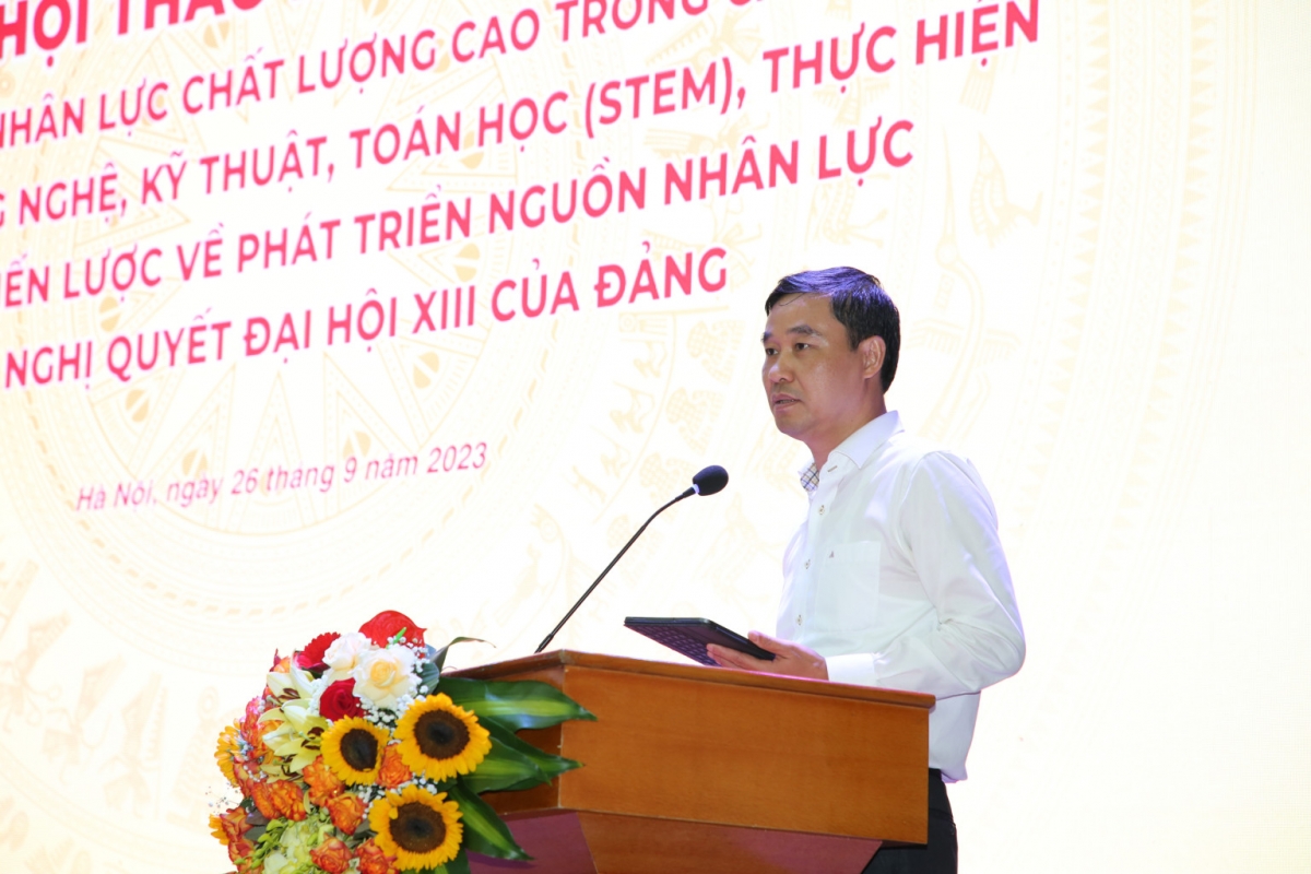 PGS.TS Nguyễn Hoàng Hải – Phó Giám đốc ĐH Quốc gia Hà Nội phát biểu tại Hội thảo 