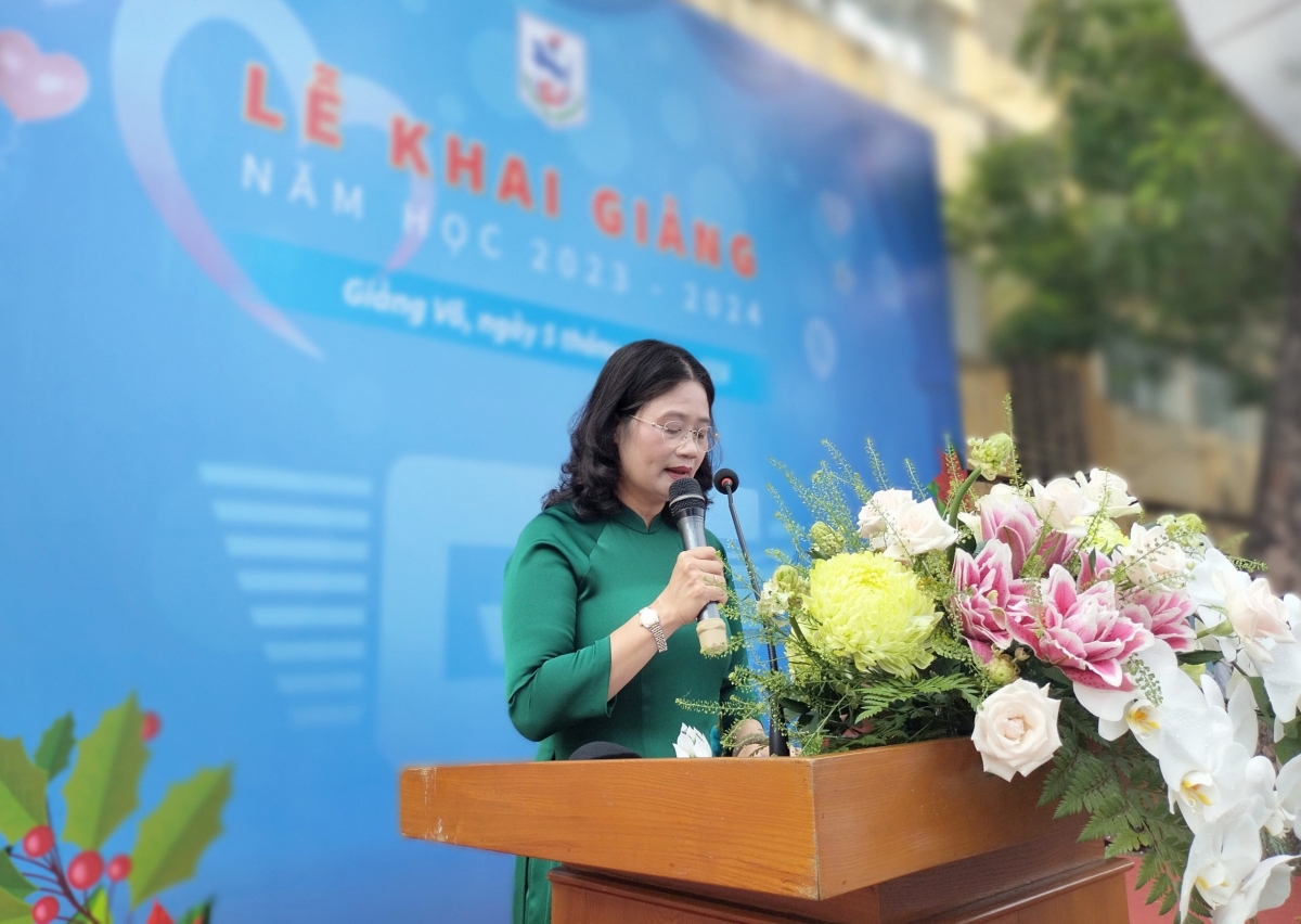 Bà Tô Thị Hải Yến, Hiệu trưởng Trường THCS Giảng Võ 