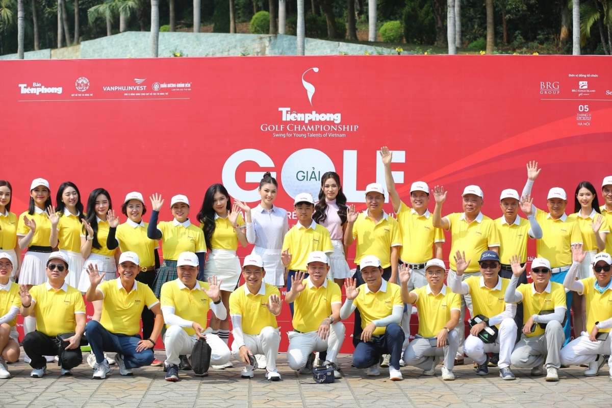 Các golfer tham gia tranh tài tại Tiền Phong Golf Championship 2022