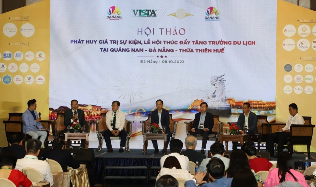 Các đại biểu trao đổi giải pháp để thúc đẩy phát triển du lịch sự kiện, du lịch lễ hội ở Quảng Nam, Đà Nẵng và Thừa Thiên Huế