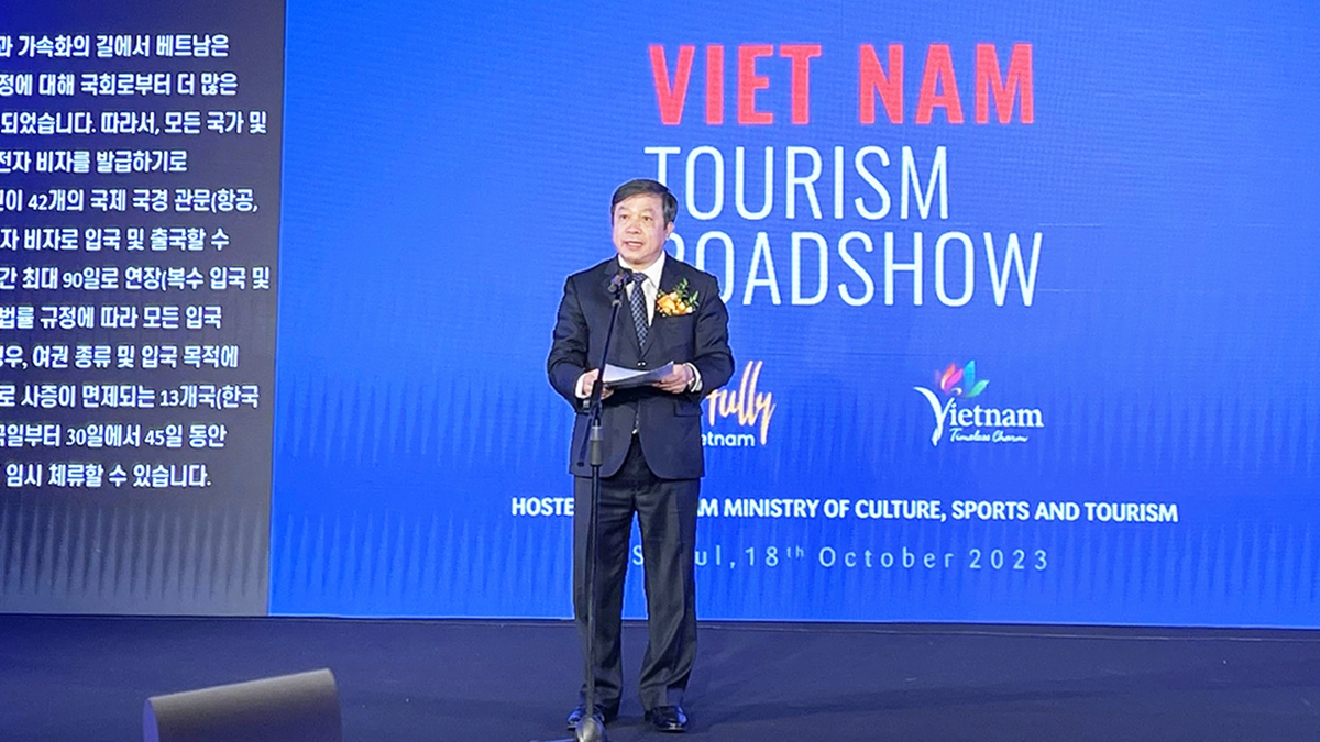 Thứ trưởng Bộ Văn hóa, Thể thao và Du lịch Đoàn Văn Việt. Ảnh: Cục DLQGVN