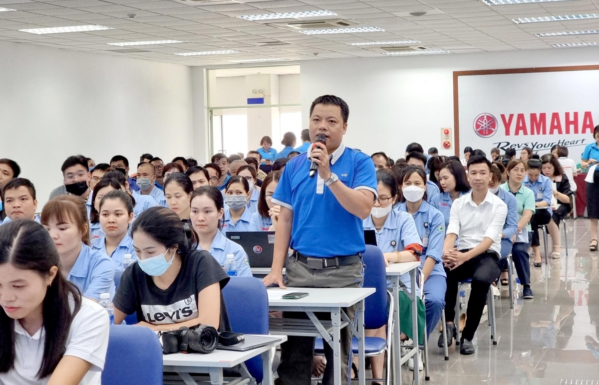 Công đoàn thành phố Hà Nội tổ chức đối thoại với công nhân lao động