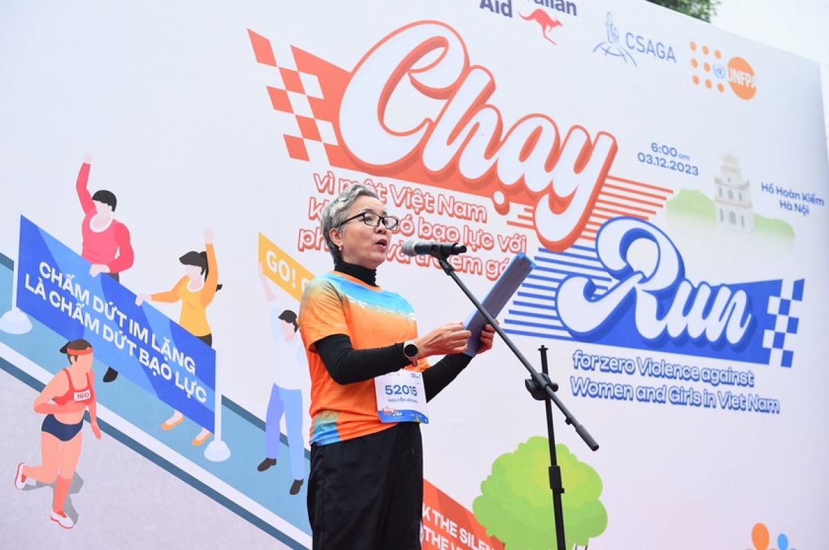 Bà Nguyễn Vân Anh – Giám đốc CSAGA phát biểu tại buổi lễ khai mạc