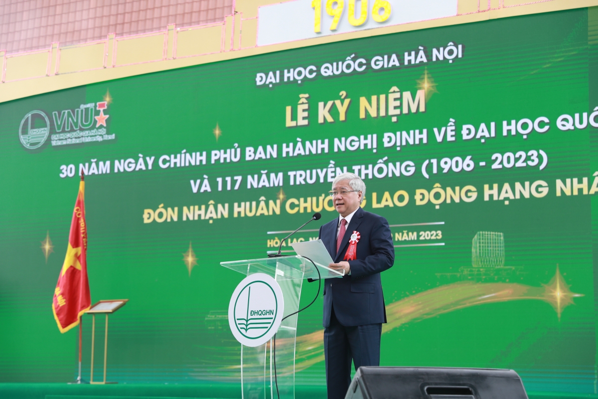 Chủ tịch Ủy ban Trung ương MTTQ Việt Nam Đỗ Văn Chiến phát biểu giao nhiệm vụ cho ĐHQGHN - Ảnh: VNU