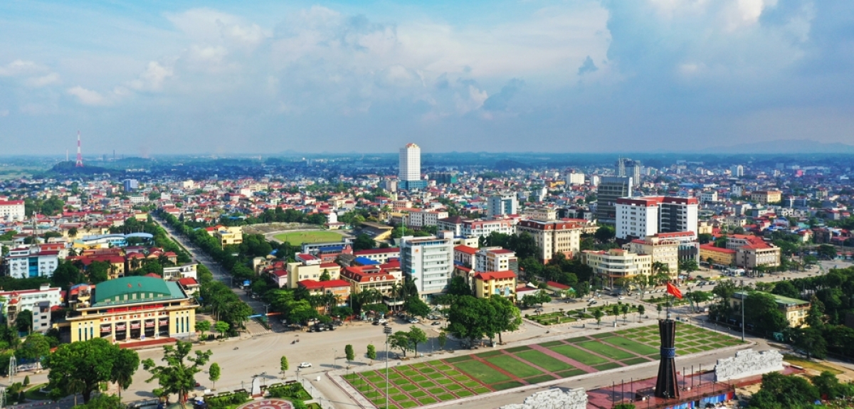 Quảng trường Võ Nguyên Giáp và một góc thành phố Thái Nguyên hôm nay