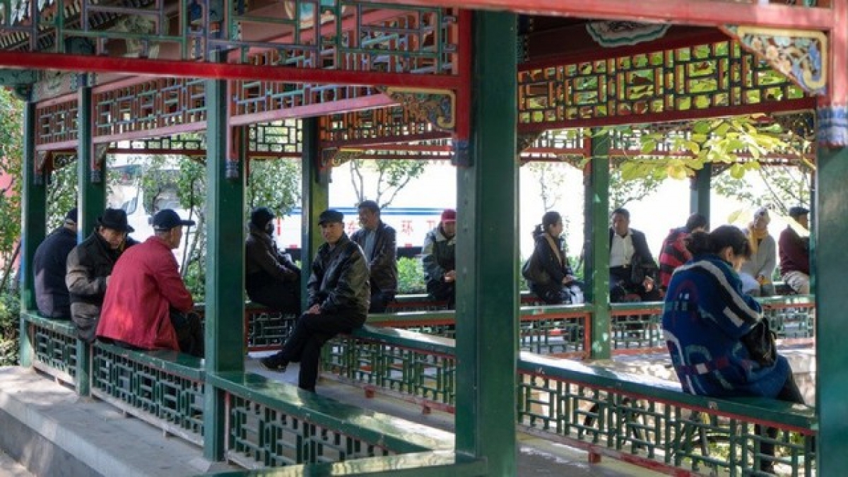 Người già Trung Quốc đến công viên để tìm tình yêu tuổi xế chiều (Ảnh minh họa)