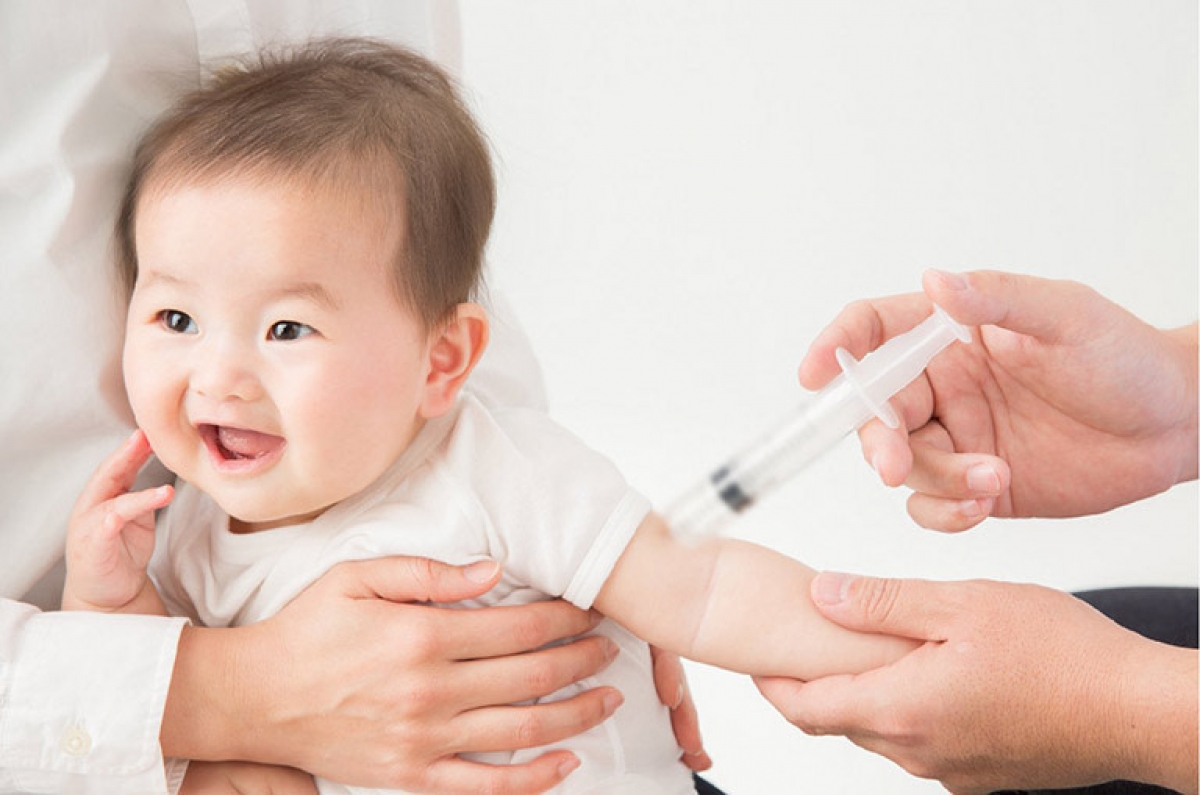 Sau khi nhận vaccine viện trợ, Bộ Y tế sẽ triển khai tiêm bù, tiêm vét cho trẻ