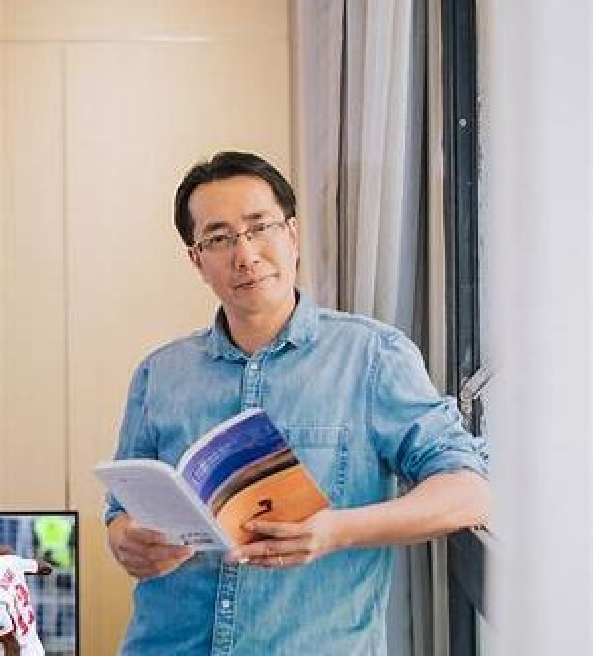 Nhà văn, nhà báo Trương Anh Ngọc: "Bóc phốt" ai đó trên mạng xã hội là một việc không nên làm. Ảnh: Internet