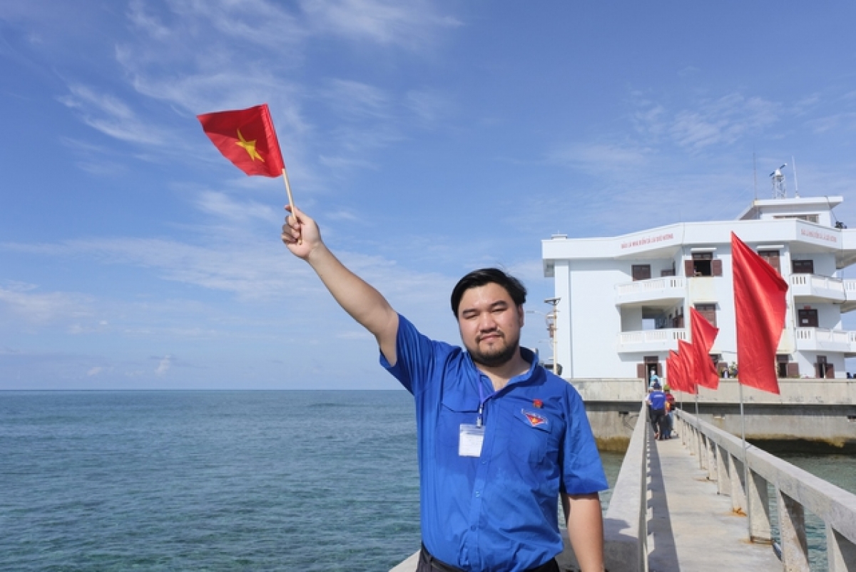 TS Chu Đức Hà tham gia Hành trình Tuổi trẻ vì biển đảo quê hương năm 2023