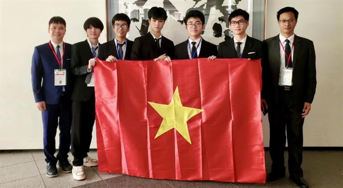 5 học sinh Việt Nam tham dự Olympic Vật lý quốc tế 2023