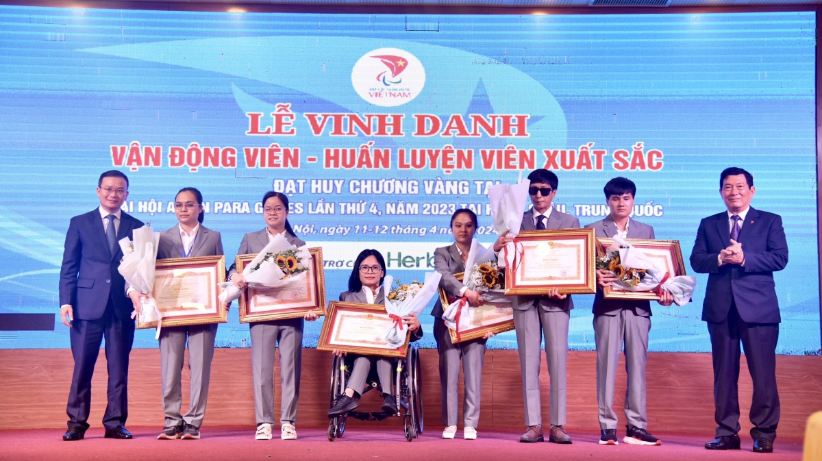 Vinh danh các HLV, VĐV đạt thành tích cao tại Asian Para Games 4 (Hàng Châu, Trung Quốc)