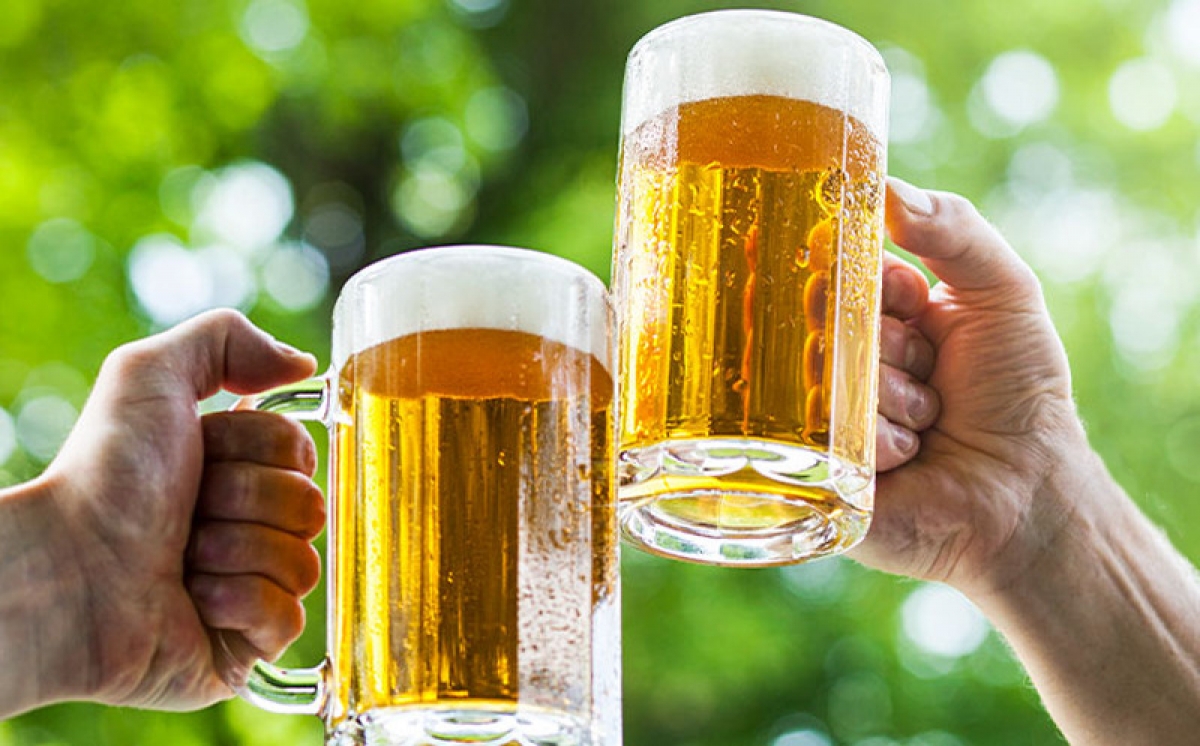 Lạm dụng bia cũng gây ra nhiều hệ lụy đến sức khỏe