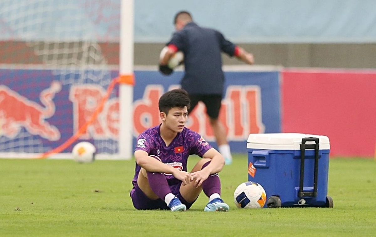 Phan Tuấn Tài dính chấn thương, bỏ lỡ VCK U23 Châu Á 2024 (Ảnh: Hoàng Tùng)​​​​​