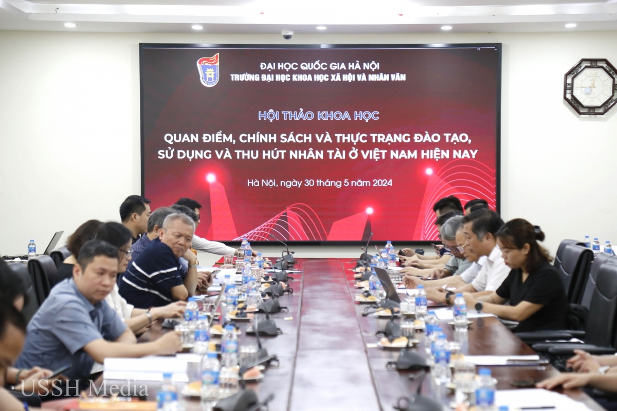 Toàn cảnh hội thảo