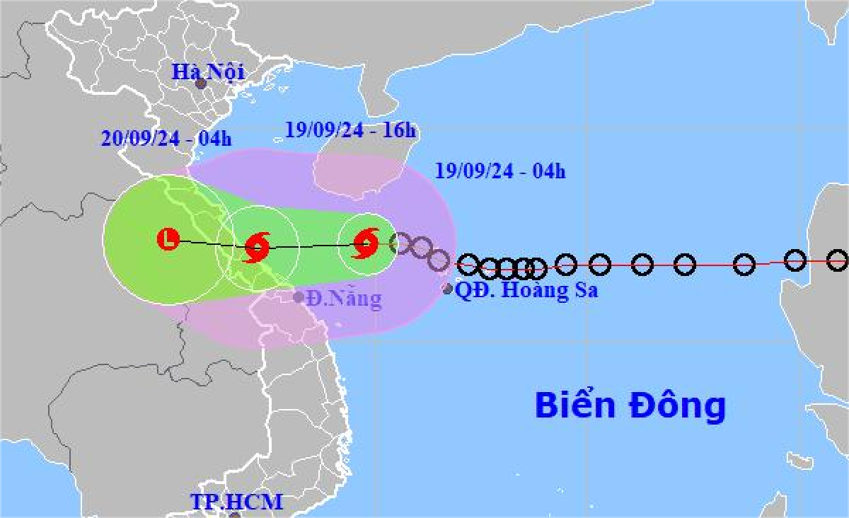 Dự báo vị trí và hướng di chuyển bão số 4 lúc 4h sáng 19-9 - Ảnh: NCHMF