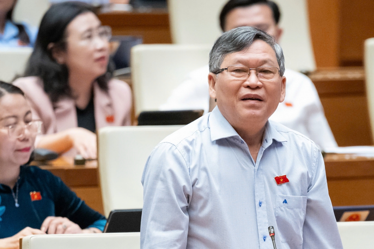 Đại biểu Tô Văn Tám, Đoàn ĐBQH tỉnh Kon Tum.