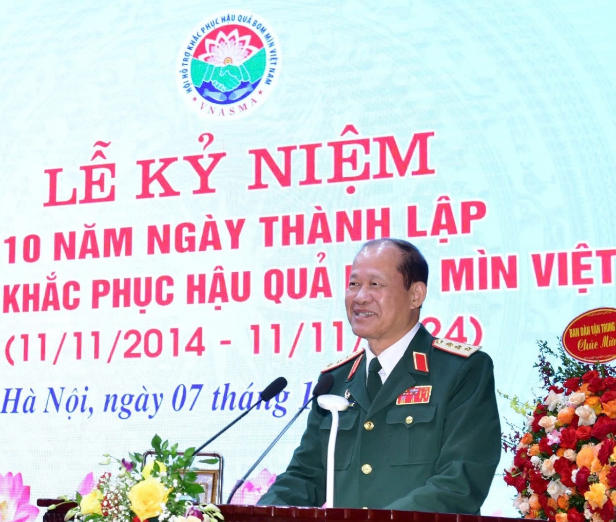 Thượng tướng Bế Xuân Trường, nguyên UVTW Đảng, nguyên Thứ trưởng Bộ Quốc phòng, Chủ tịch Hội Cựu chiến binh VN phát biểu tại lễ kỷ niệm 10 năm ngày thành lập VNASMA.