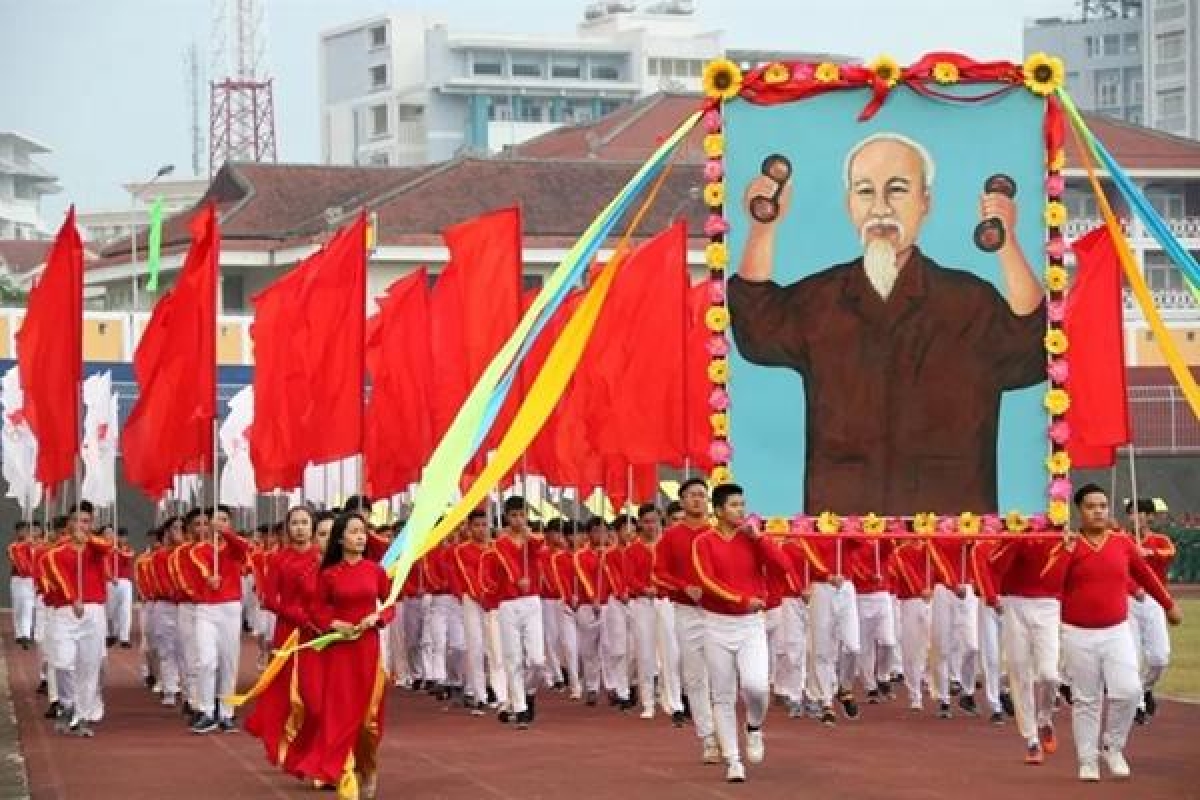 Ngày 15/10/2024, thay mặt Thủ tướng Chính phủ, Phó Thủ tướng Lê Thành Long đã ký ban hành Chiến lược phát triển thể dục, thể thao Việt Nam đến năm 2030, tầm nhìn đến năm 2045