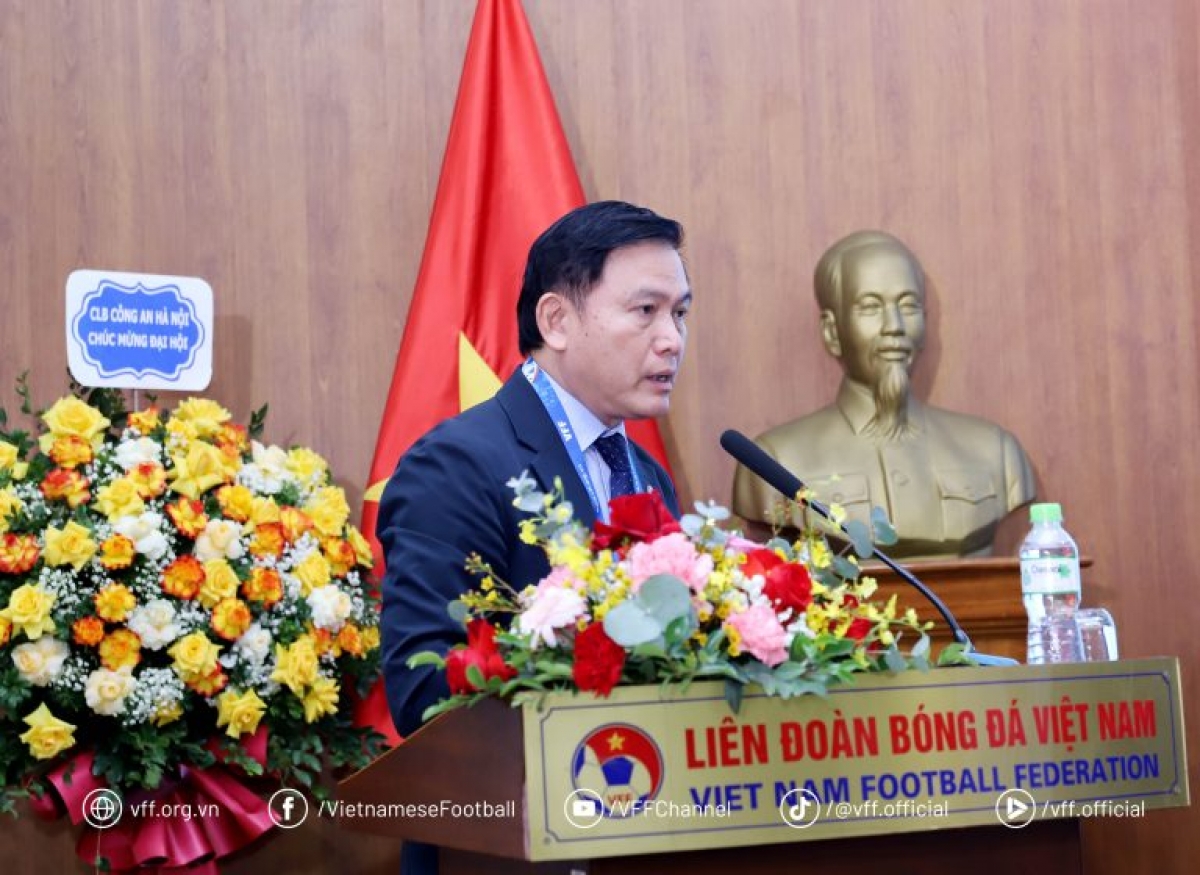 PCT phụ trách chuyên môn của VFF, Trần Anh Tú, khẳng định
"VFF đã báo cáo FIFA trường hợp Nguyễn Xuân Son và hiện tại BHL đang chờ hồi âm". 