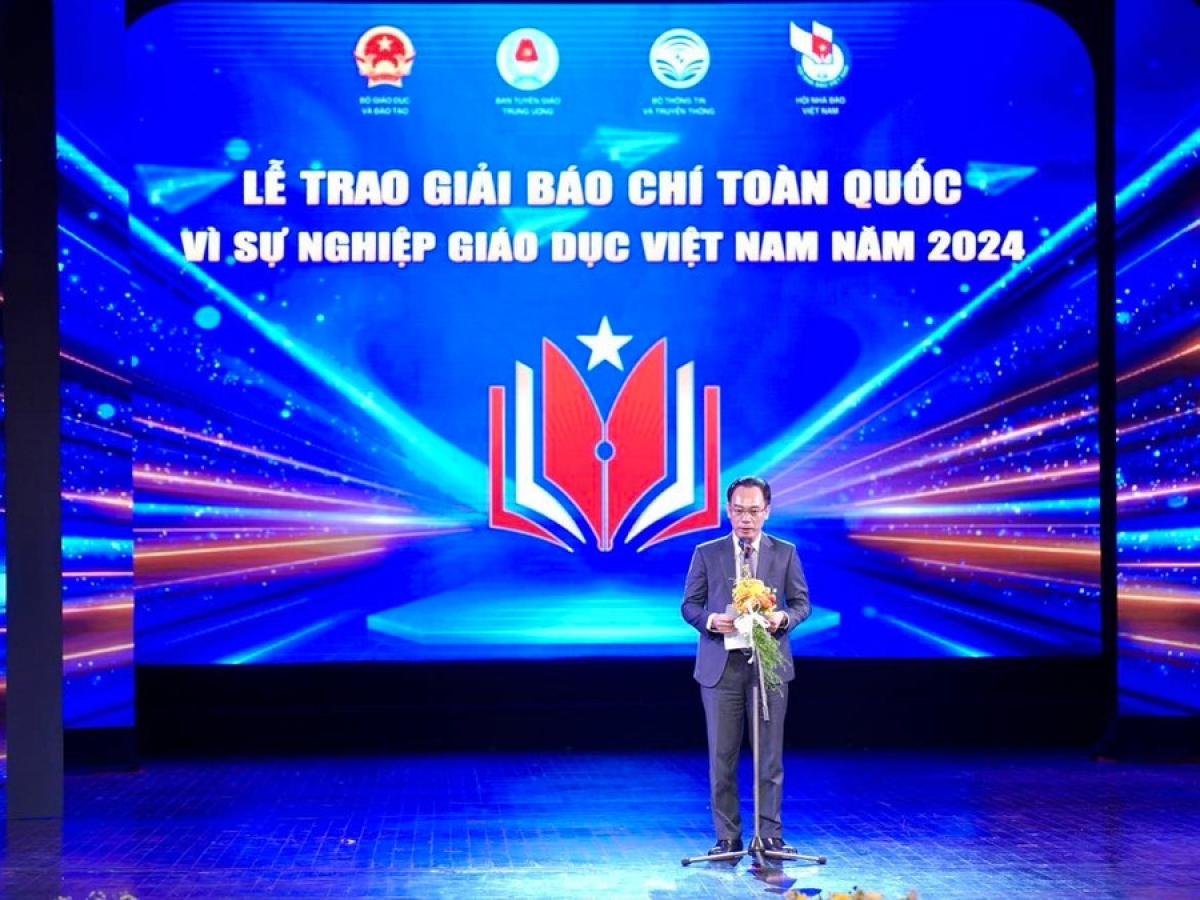 Thứ trưởng Bộ Giáo dục và Đào tạo Hoàng Minh Sơn phát động Giải báo chí toàn quốc Vì sự nghiệp giáo dục Việt Nam năm 2025