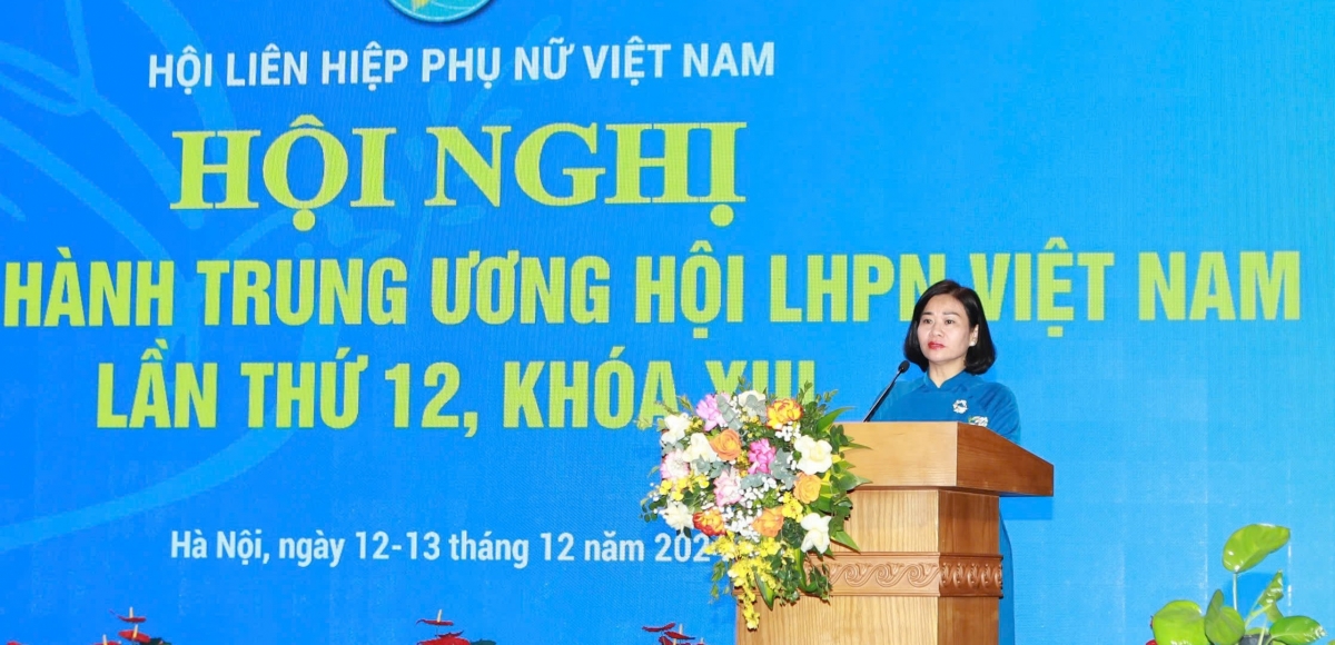 Bà Nguyễn Thị Tuyến, Ủy viên Trung ương Đảng, Chủ tịch Hội LHPNVN