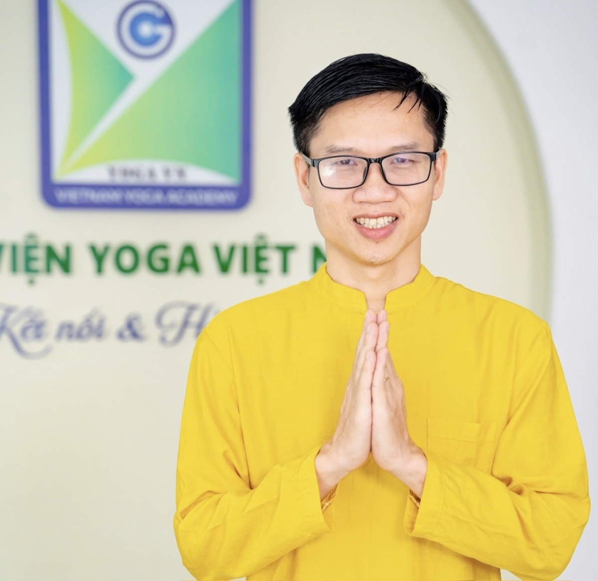 Ông Đặng Hùng, Giám đốc Học viện yoga Việt Nam