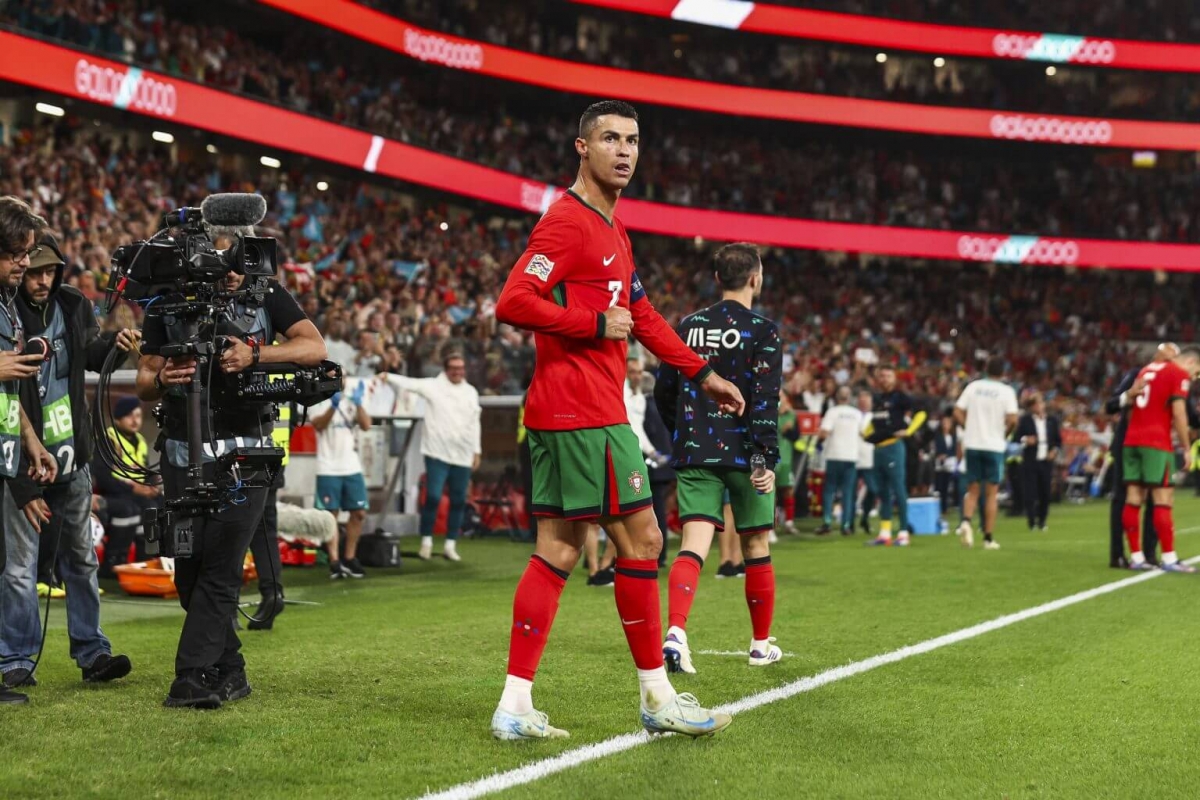 Ronaldo vẫn là cầu thủ trụ cột của đội tuyển Bồ Đào Nha.