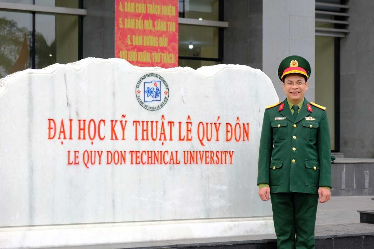 Thiếu tá Nguyễn Văn Tuấn