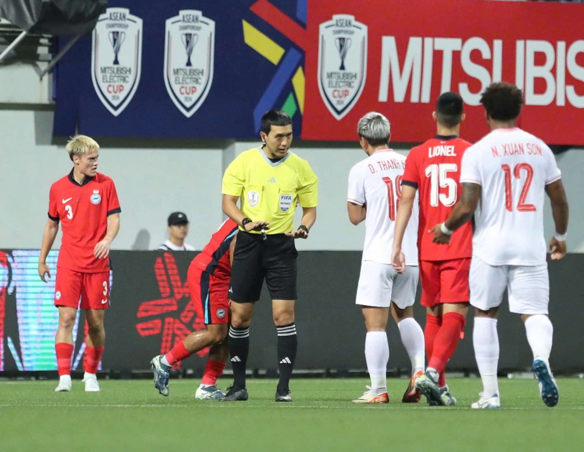 Ông Kim Woo-sung sẽ điều hành trận đấu giữa CAHN và Hà Nội FC (ảnh: VFF)