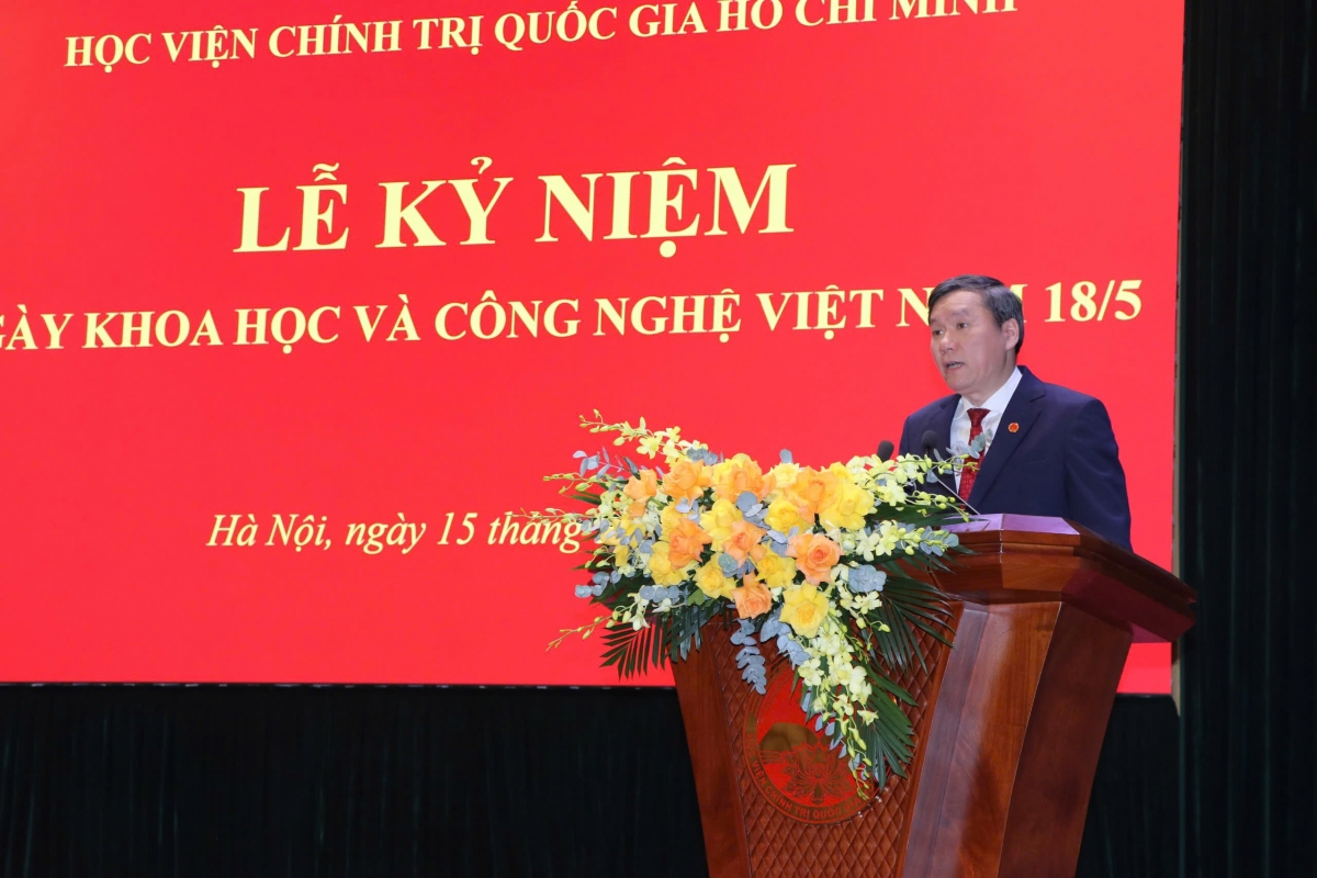 GS.TS Lê Văn Lợi, Phó Giám đốc Học viện Chính trị quốc gia Hồ Chí Minh