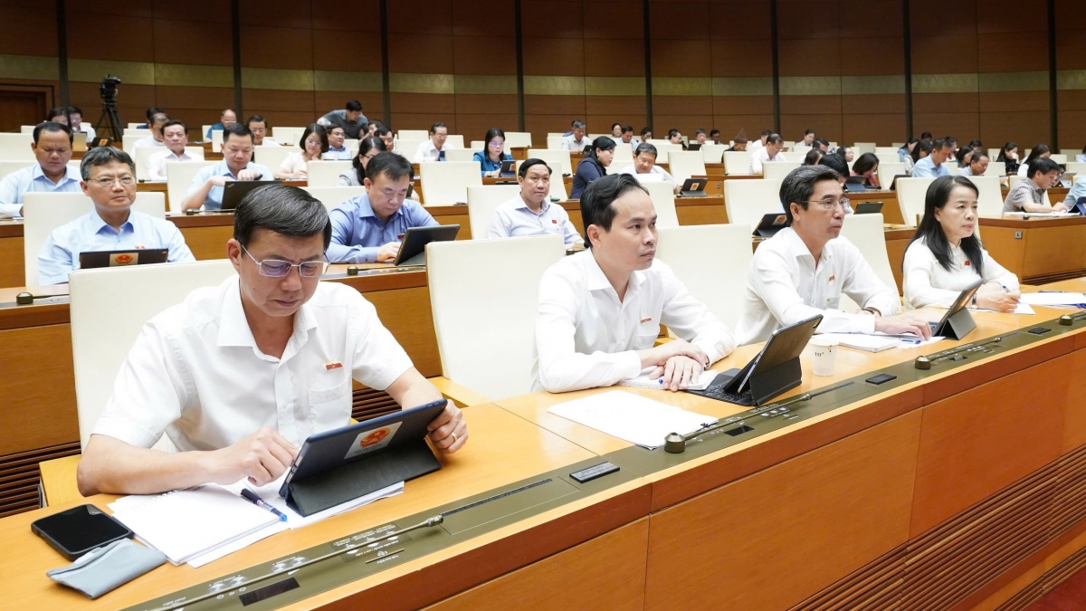 Chiều 13-5, Quốc hội thảo luận ở hội trường về dự án Luật Khoa học, công nghệ và đổi mới sáng tạo. Ảnh: quochoi.vn