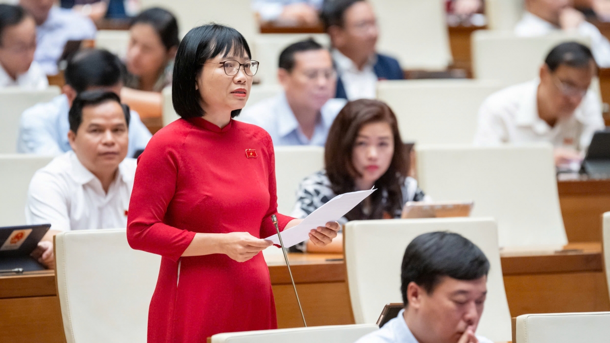 Đại biểu Nguyễn Thị Việt Nga - Đoàn ĐBQH tỉnh Hải Dương. Ảnh: quochoi.vn