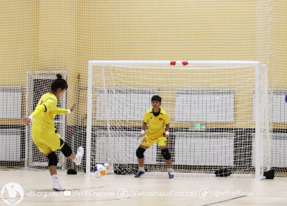 ĐT futsal nữ Việt Nam tập trung cải thiện cường độ, tốc độ chơi bóng và tâm lý thi đấu (Ảnh: VFF)