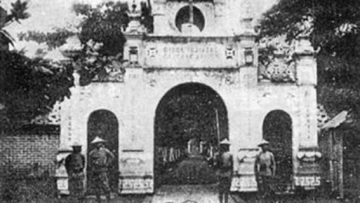 Cổng Trại lính khố xanh, nơi diễn ra Cuộc khởi nghĩa Thái Nguyên năm 1917. Ảnh: Tư liệu
