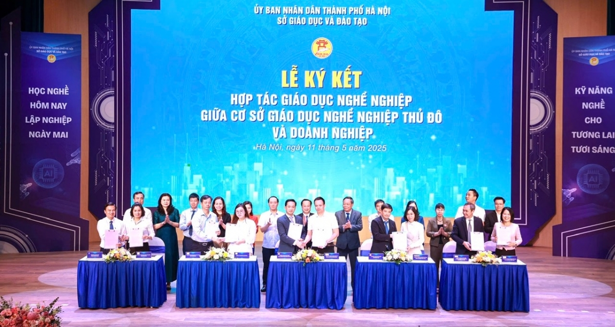 Lễ ký kết hợp tác giữa các cơ sở giáo dục và doanh nghiệp
(Ảnh: Lê Nguyễn)