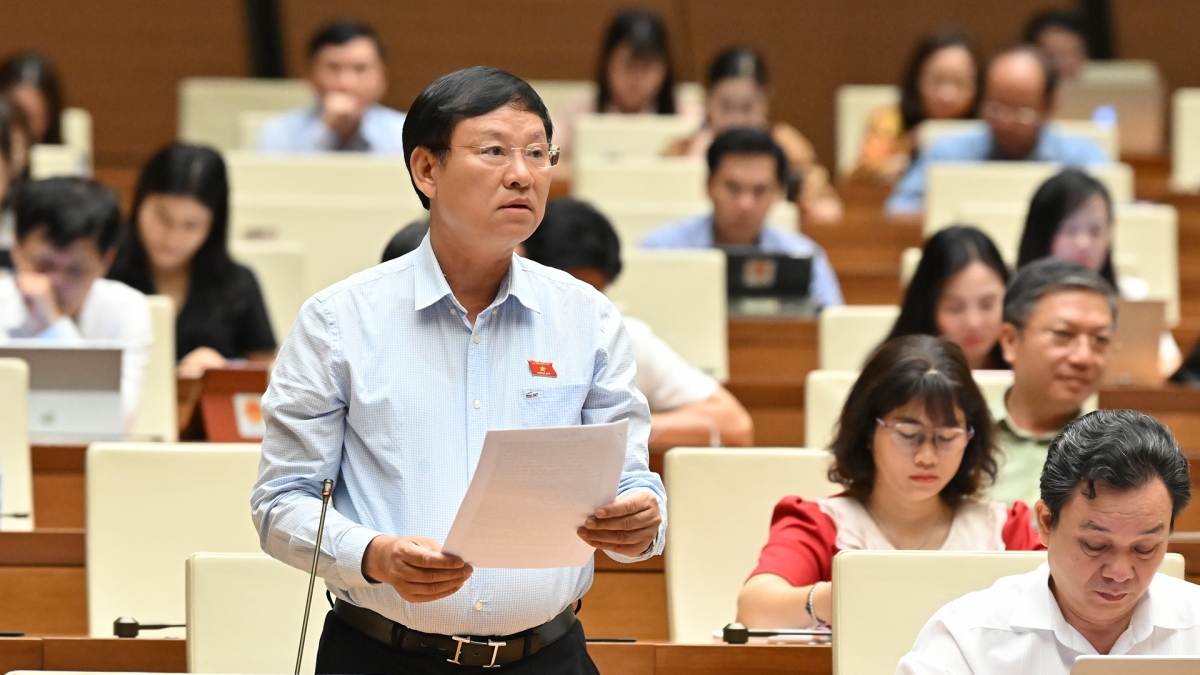 Đại biểu Nguyễn Hữu Chính - Đoàn ĐBQH T.p Hà Nội.
Ảnh: quochoi.vn