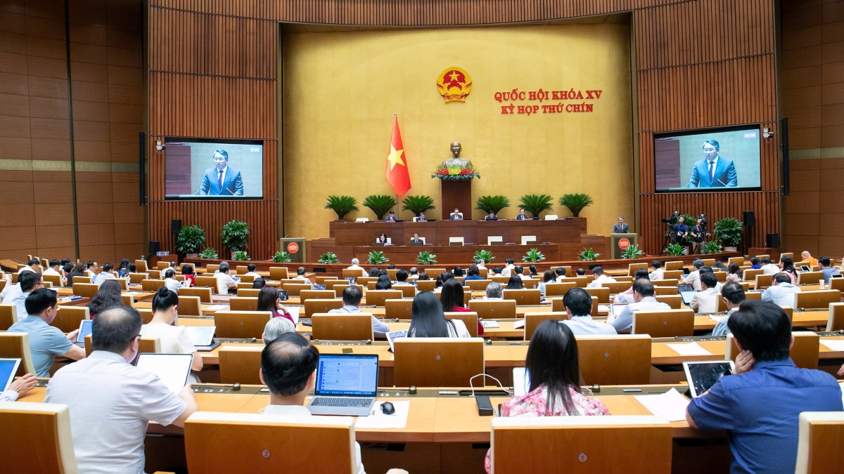 Sáng 17/5, Quốc hội nghe Tờ trình, báo cáo thẩm tra dự án Luật sửa đổi, bổ sung một số điều của Luật Quốc tịch Việt Nam. Ảnh: quochoi.vn