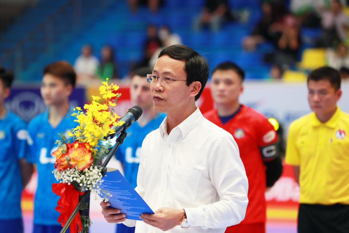 Phó tổng thư ký VFF Nguyễn Minh Châu phát biểu chào mừng giai đoạn 2