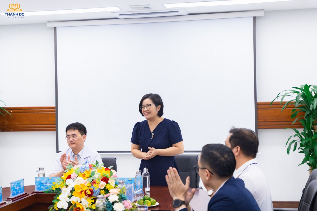 TS. Nguyễn Thuý Vân, Phó hiệu trưởng Trường ĐH Thành Đô phát biểu tại Lễ ký kết