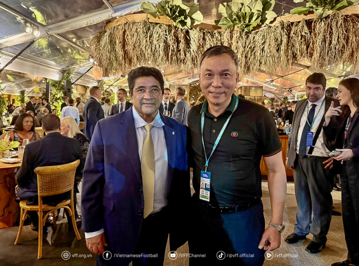 Chủ tịch LĐBĐVN Trần Quốc Tuấn và Chủ tịch LĐBĐ Brazil Ednaldo Rodrigues (Ảnh: VFF)