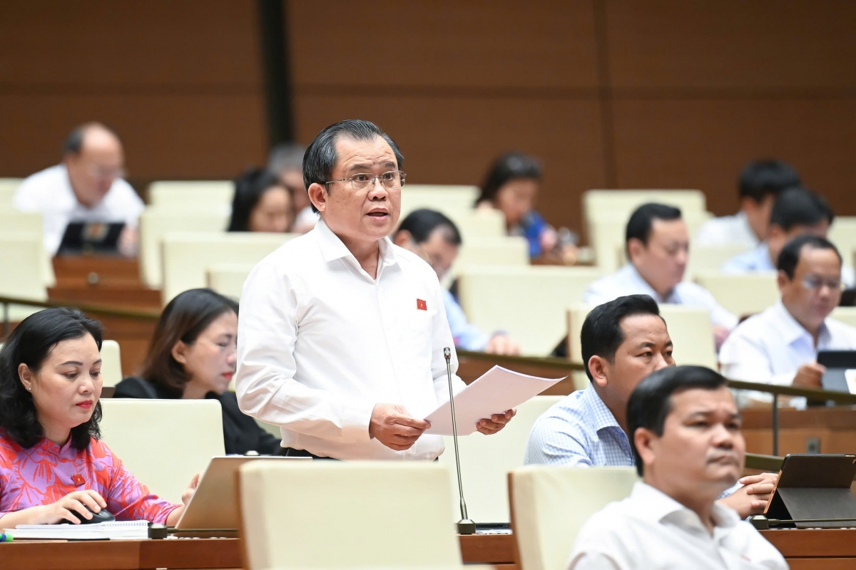 Đại biểu Nguyễn Tâm Hùng - Đoàn ĐBQH tỉnh Bà Rịa - Vũng Tàu. Ảnh: quochoi.vn