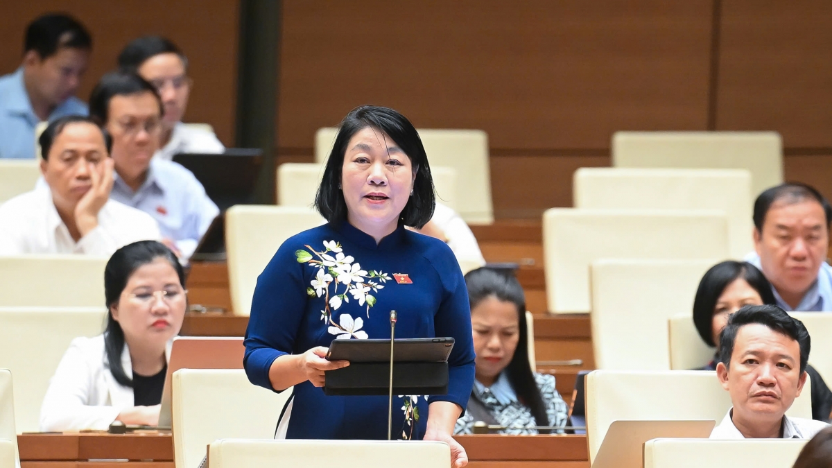 Đại biểu Nguyễn Thị Tuyết Nga - Đoàn ĐBQH tỉnh Quảng Bình. Ảnh: quochoi.vn
