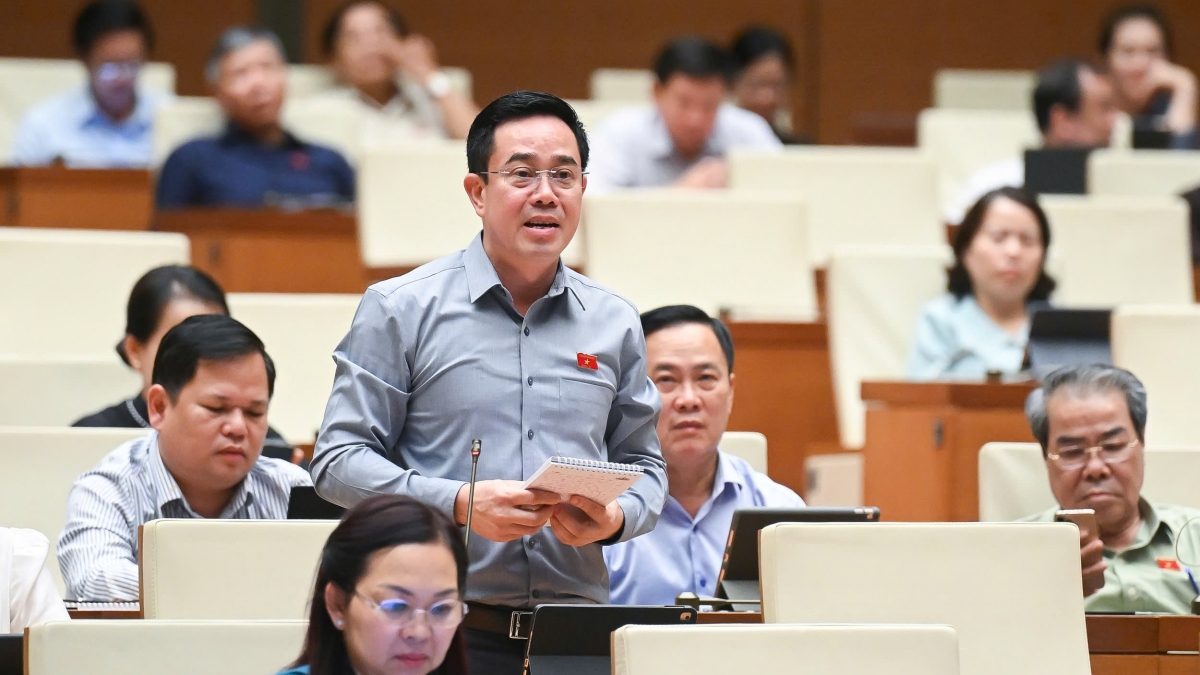 Đại biểu Nguyễn Văn Huy - Đoàn ĐBQH tỉnh Thái Bình. Ảnh: quochoi.vn