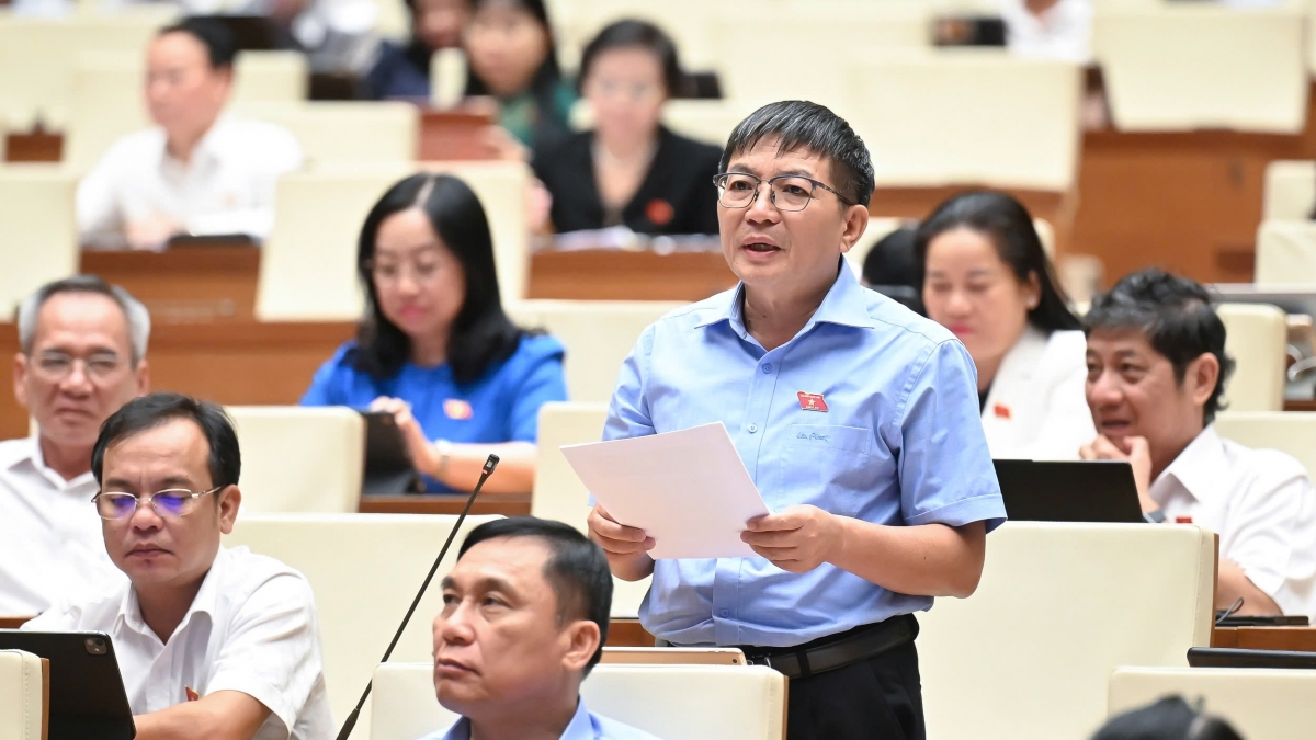 Đại biểu Phạm Đình Thanh - Đoàn ĐBQH tỉnh Kon Tum. Ảnh: quochoi.vn