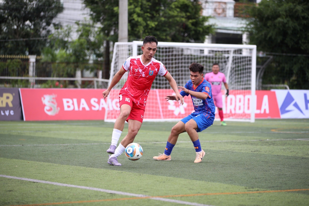 Lộc Phát Phúc – Rosie chiến thắng thuyết phục FPT Polytechnic Cần Thơ (ảnh: Vietfootball)