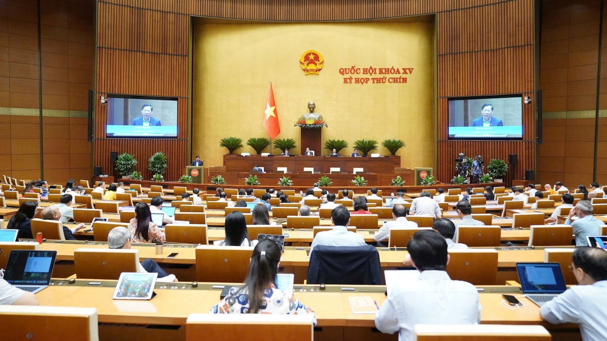 Sáng 14-6; Quốc hội biểu quyết thông qua Luật Thuế tiêu thụ đặc biệt (sửa đổi). Ảnh: quochoi.vn