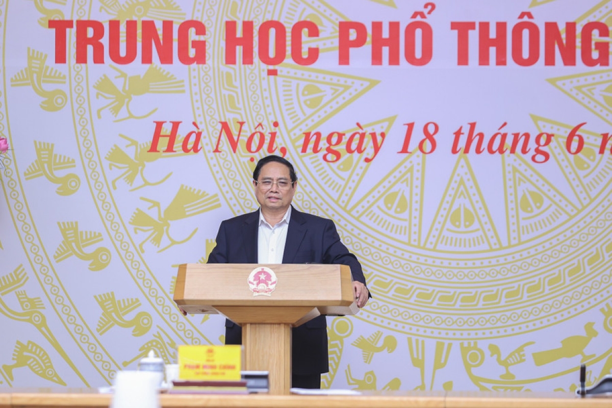 Thủ tướng Phạm Minh Chính phát biểu tại Hội nghị trực tuyến toàn quốc về công tác chuẩn bị Kỳ thi tốt nghiệp THPT 2025 (Ảnh: VGP/Nhật Bắc)