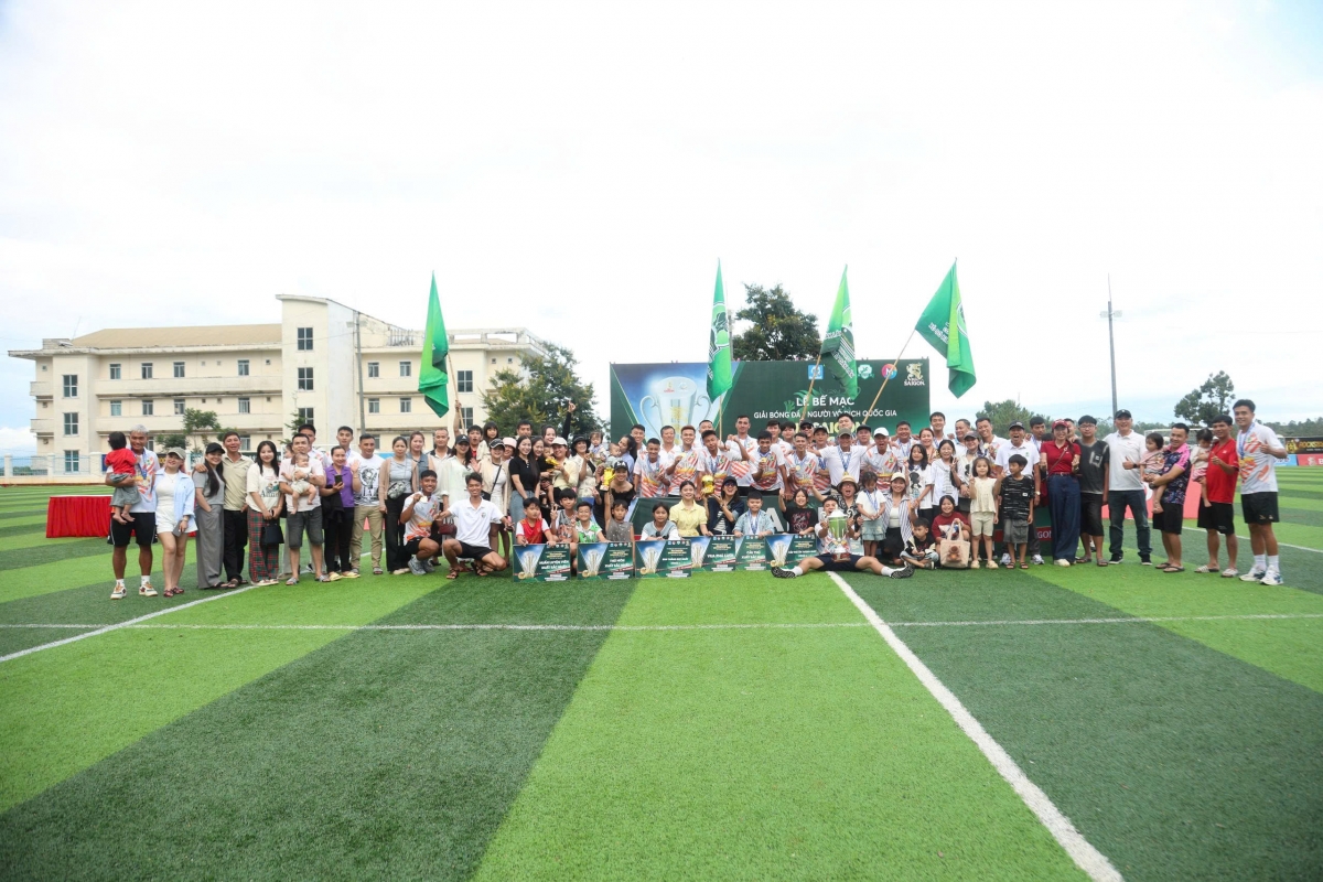 Vòng loại khu vực Tây Nguyên khép lại với ngôi vô địch thuộc về XSKT Đắk Lắk (ảnh: Vietfootball)