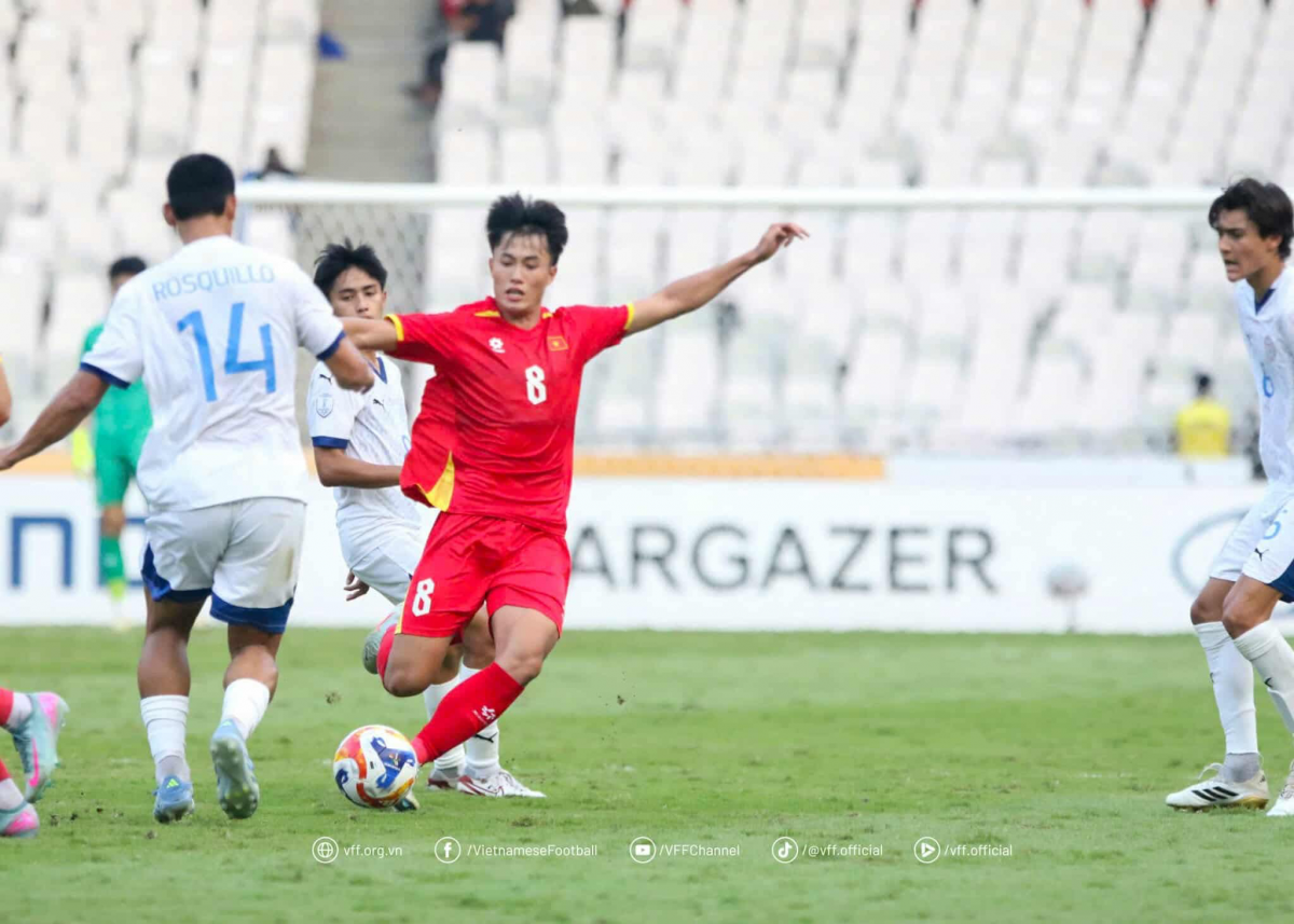 U23 Việt Nam gặp nhiều khó khăn trước U23 Philippines (ảnh VFF)