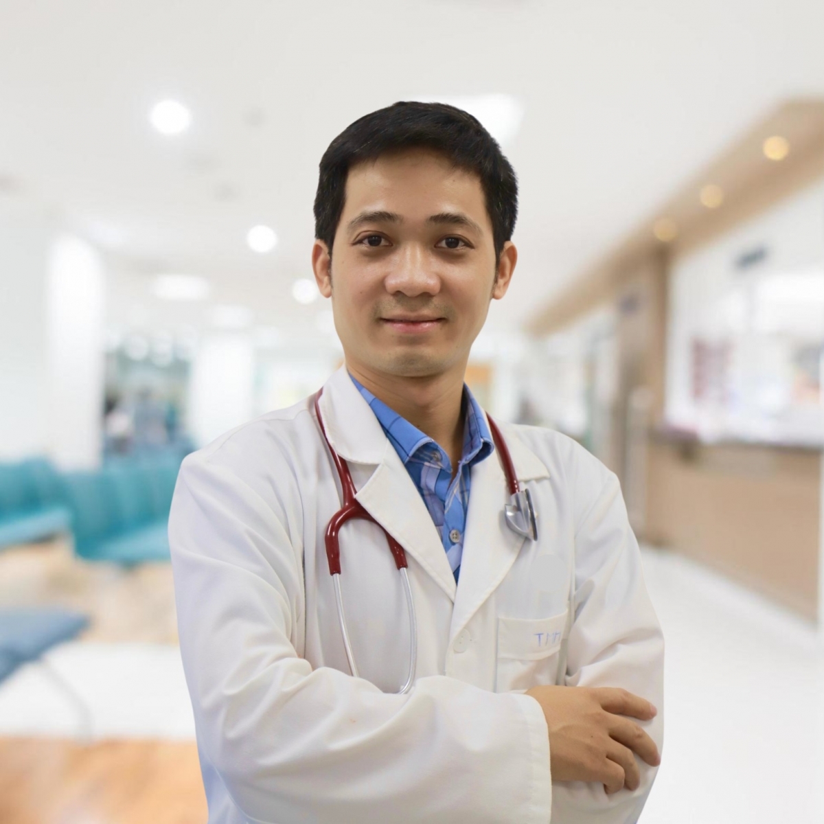Ths.BS Đỗ Tiến Quân lưu ý cha mẹ cần thực hiện các biện pháp phòng viêm amidan cho trẻ.
Ảnh BS cung cấp